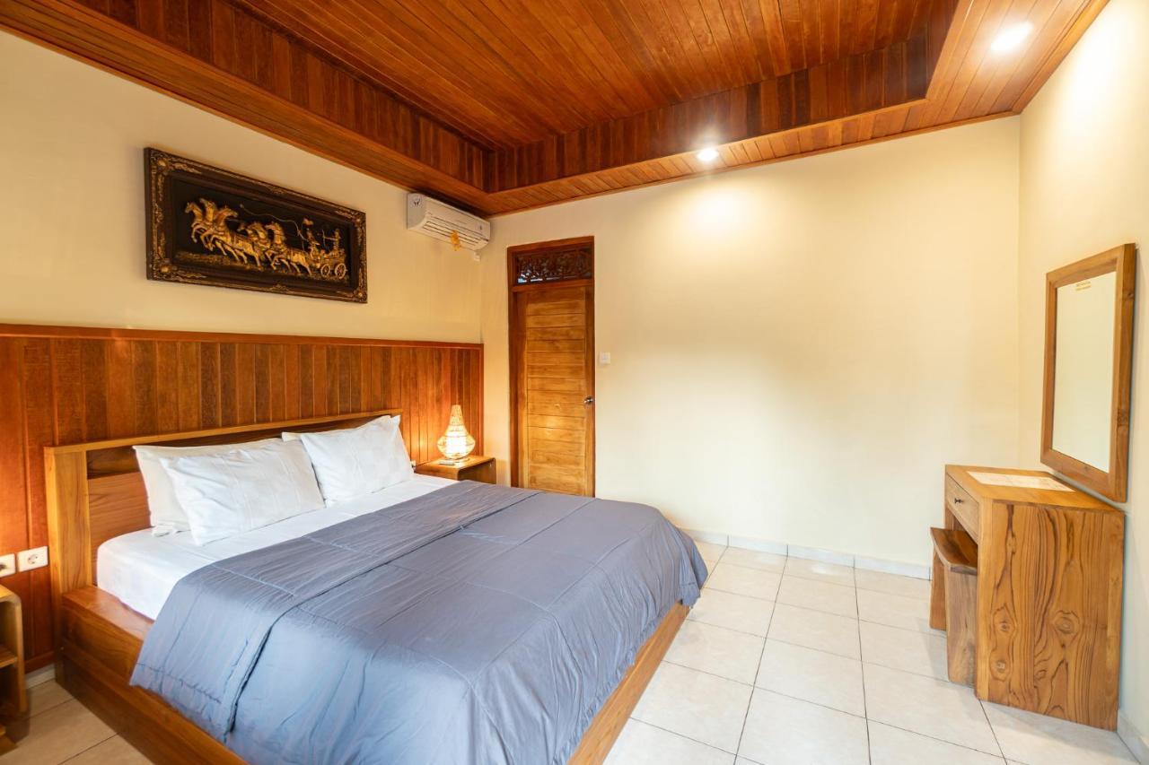 Hotel Kembang Kuning Uluwatu Exterior foto