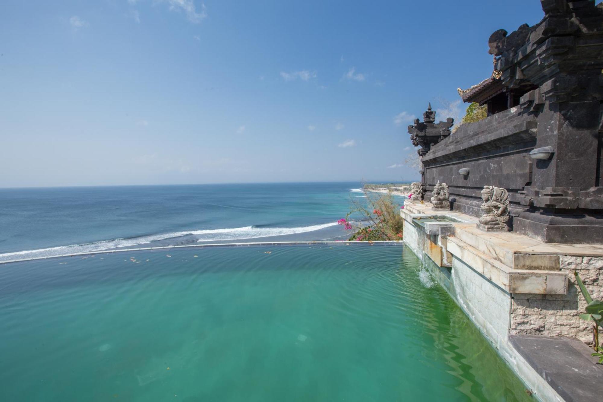 Hotel Kembang Kuning Uluwatu Exterior foto