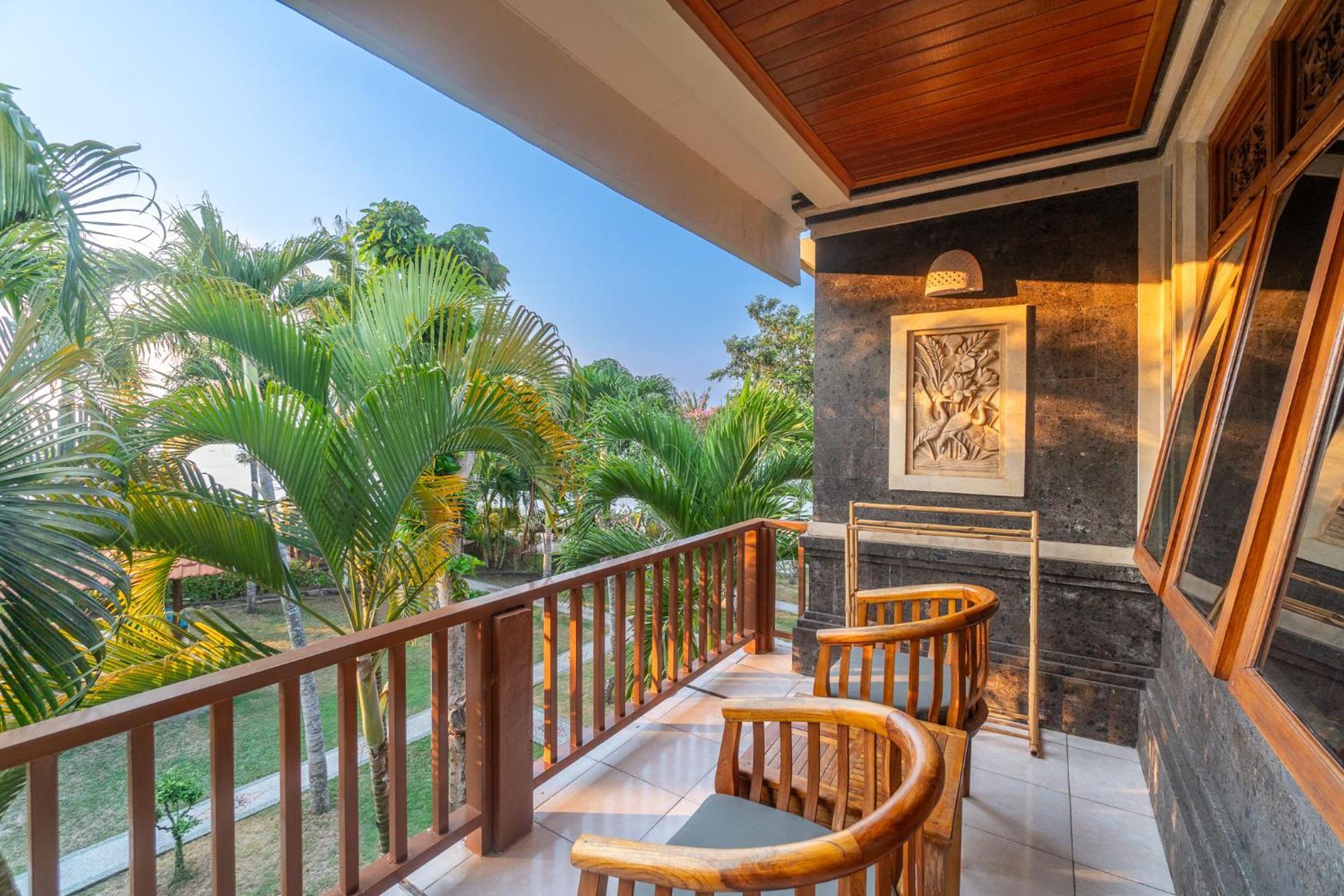 Hotel Kembang Kuning Uluwatu Exterior foto